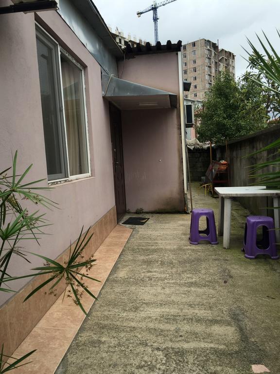 Angisa Apartment 巴统 外观 照片